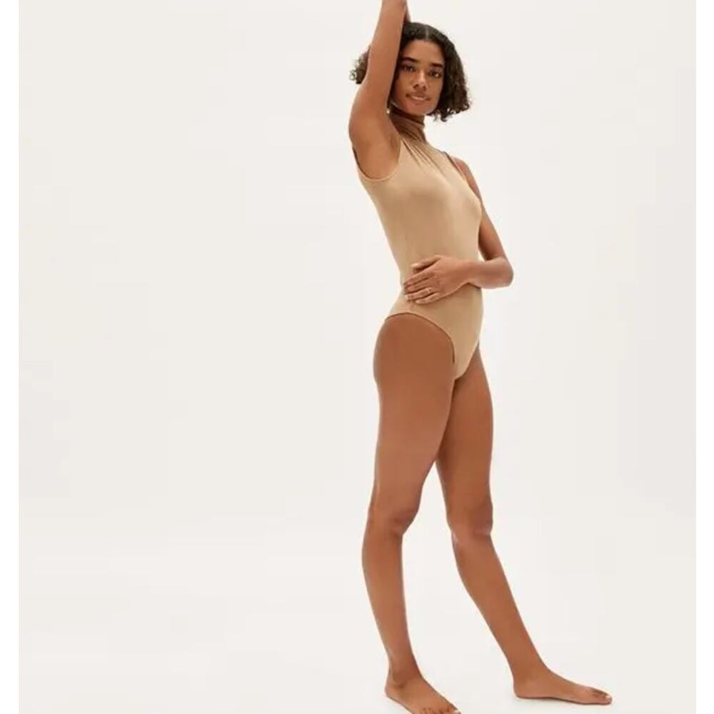 Everlane Women's Tan Luster Mockneck Tank Bodysuit Sweater XS Sleek Base Layer